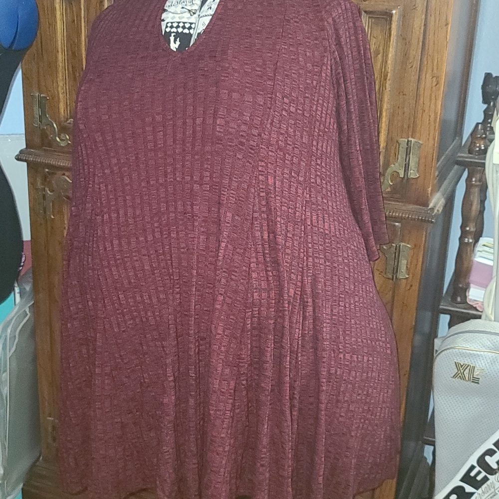 Burgundy marled sweater dress. Torrid 5. Neverworn